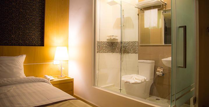 Baitong Hotel Tachileik Zewnętrze zdjęcie